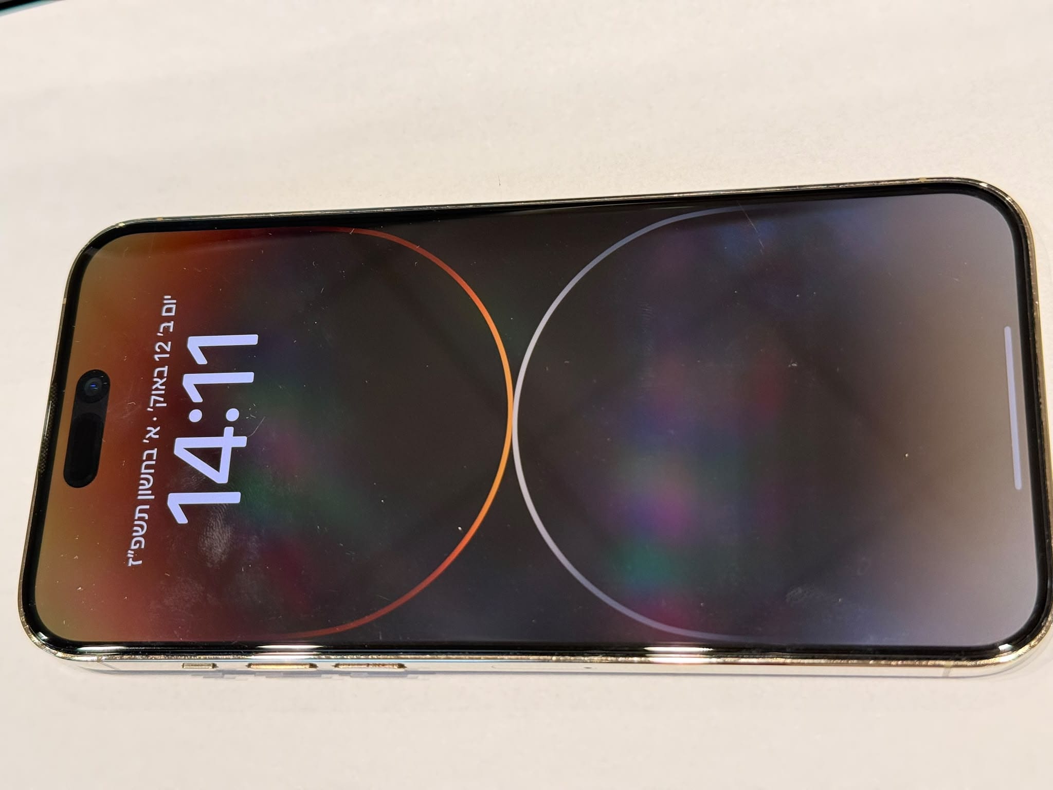 יד 2  iPhone 14 Pro Max  זהבפר