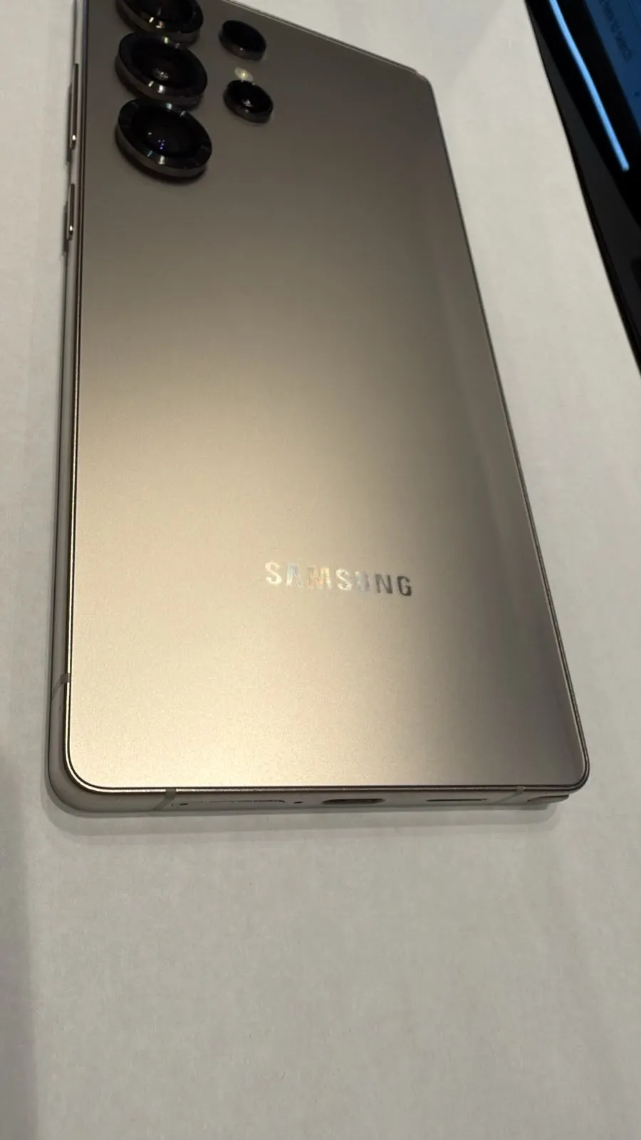 יד 2 Samsung Galaxy s25 Ultra אפור טיטניום